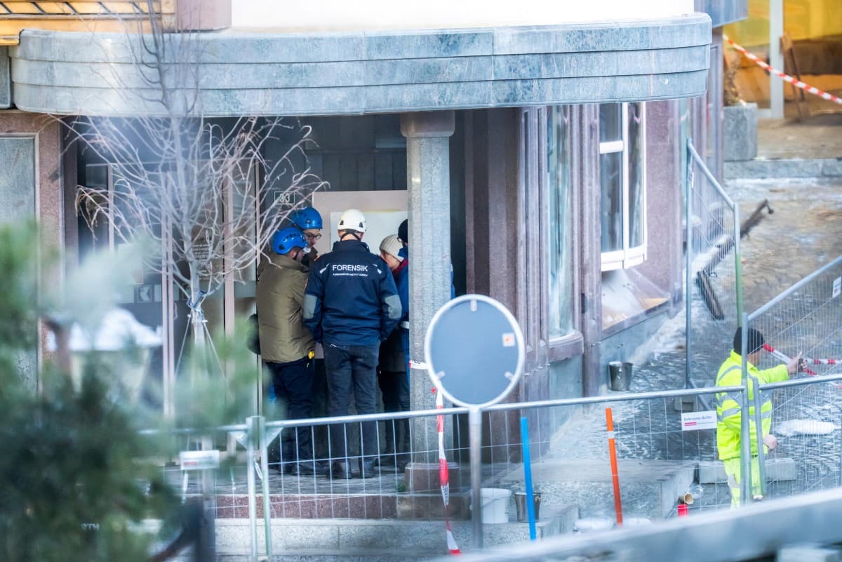 'Several dozen' believed killed in Swiss ski resort fire, Pakistan PM offers condolences