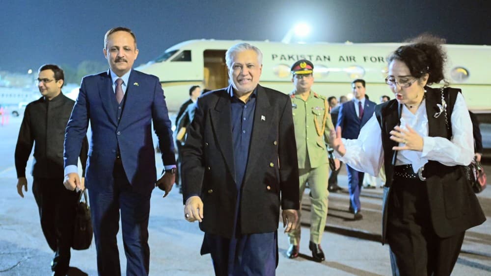 Pakistan FM Ishaq Dar arrives in Jordan for ministerial meeting on Jerusalem