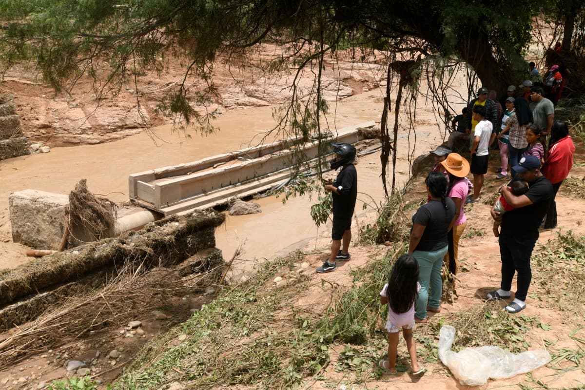 At least 20 dead in eastern Bolivia floods